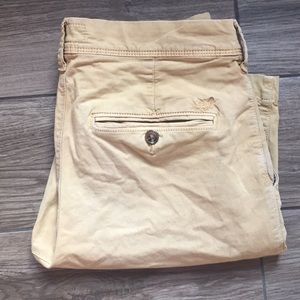 American Eagle kanki shorts
